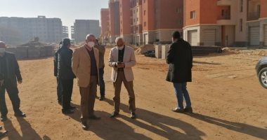 مسئولو "الإسكان" يتفقدون مشروع عمارات "السلام" بمدينة العبور