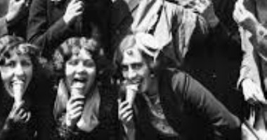 لماذا ارتفعت شعبية الآيس كريم أثناء حظر تصنيع الخمور فى أمريكا عام 1920؟