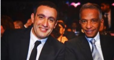 "المعلم واحد بس".. حزن أحمد السقا مستمر على وفاة محمد الصغير.. صور