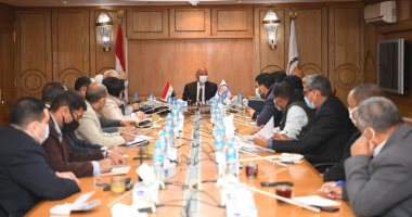 محافظ قنا يكشف عن إقامة مشروع عمرانى جديد يضم 7128 وحدة سكنية