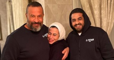 ماهيتاب ماجد المصرى تكشف عن صورة جديدة مع والدها بعد إصابته فى تصوير "الملك"