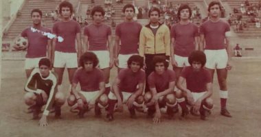"أحلى أيام العمر".. شوبير يستعيد ذكرياته بصورة مع نجوم الأهلى تحت 17 سنة