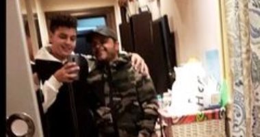 محمد هنيدى مع نجله أحمد فى أحدث ظهور له بعيد ميلاده: "أنا وبابايا"