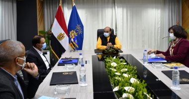 محافظ أسوان يعلن دعم المشروع السويسرى لتحسين مياه الشرب بـ140 مليون جنيه‎
