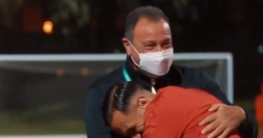 تحية خاصة بين على معلول ومحمود الخطيب.. فيديو
