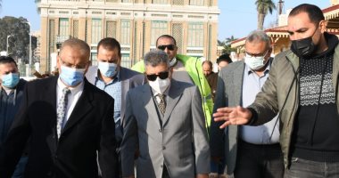 الفريق أسامة ربيع يتفقد استعدادات متحف قناة السويس لبداية دخول المعروضات