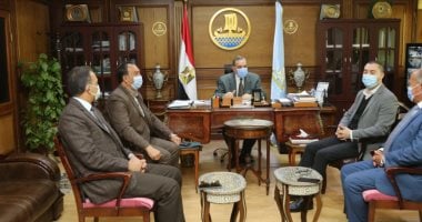 محافظ كفر الشيخ يستقبل وفد وزارة التخطيط لتفقد 12 مركزا تكنولوجيا