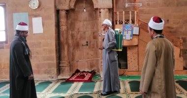 أوقاف الأقصر تستكمل حملات تطهير وتعقيم المساجد وتحذر من تقلبات الطقس.. صور