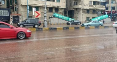 طقس الإسكندرية الآن.. أمطار متوسطة وسحب كثيفة.. صور