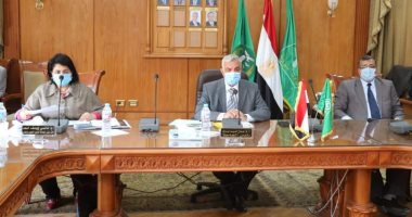 رئيس جامعة المنوفية يعقد اجتماعا لوضع مقترح البرامج والكليات بالجامعة الأهلية