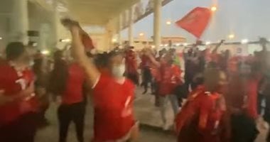 دخلة نارية من جماهير الأهلي قبل مباراة الدحيل..فيديو 