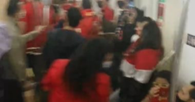 العنصر النسائي يشارك في مؤازرة الأهلي بقطر.. فيديو