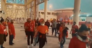 أجواء حماسية من جماهير الأهلى قبل انطلاق مباراة الدحيل القطرى.. فيديو وصور
