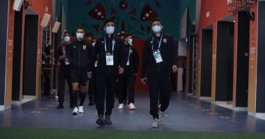 الأهلي يصل استاد المدينة التعليمية بقطر استعدادا لمباراة الدحيل
