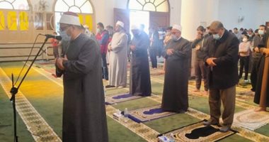 الدولة تعمر بيوت الله.. الأوقاف تفتتح 26 مسجدا فى 8 محافظات.. 7 مساجد جديدة بتكلفة 16.6 مليون جنيه بالبحيرة.. مسجدان بحلايب والقصير بـ4 ملايين جنيه... و3 ببنى سويف و7 بالفيوم.. صور