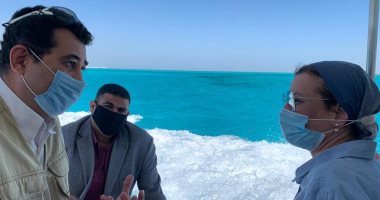 وزيرة البيئة تستقل لنش محميات البحر الأحمر وتتابع الأنشطة البحرية