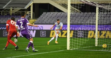 إنتر ميلان يتخطى فيورنتينا بثنائية ويتصدر الدوري الإيطالي.. فيديو