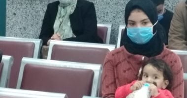 جامعة المنصورة تستقبل طفلة نبروه المعذبة وتبدأ رحلة علاجها بقسم الأوعية الدموية