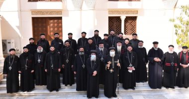 البابا تواضروس يبحث ترتيب الخدمة مع ممثلى الإيبارشيات الجديدة  فى المنيا