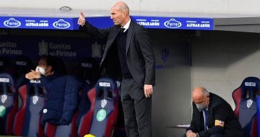 زيدان بعد الفوز على هويسكا: ريال مدريد لن يستسلم واللاعبون مقاتلون
