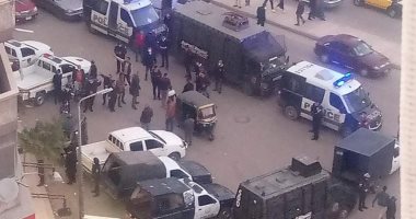معاينة تصويرية لجريمة قتل سائق توك توك أمام النيابة العامة بالإسكندرية