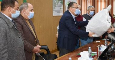 توزيع 26 طن لحوم و2000 بطانية على الأسر الأولى بالرعاية بالشرقية