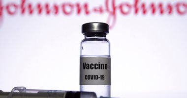 CDC يوصى باستخدام جرعة لقاح جونسون لكورونا للبالغين فوق 18 سنة