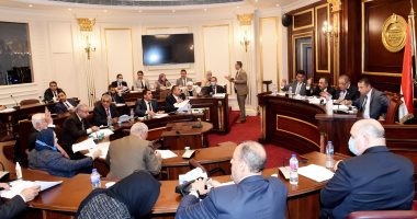 "تشريعية النواب" تنتهى من 135 مادة باللائحة الداخلية لمجلس لشيوخ.. صور