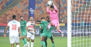 الزمالك يطيح بالاتحاد السكندري ويصالح جماهيره بتعزيز موقعه في القمة.. طرد سيسيه يحبط أسلحة العميد.. الفار بطل المواجهة.. رفاق باتشيكو يسجلون الفوز رقم 77 على زعيم الثغر بالدوري.. وتكريم الشهداء أبرز المشاهد