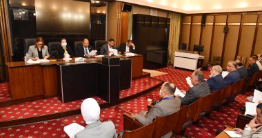 النواب لوزيرة البيئة: متى نرحم المواطنين من شركات الفلاتر وأمراض الكلى؟.. صور