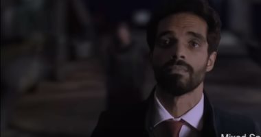 عمر شرقي يكشف عن موهبته فى التقليد على طريقة الزعيم أمام يسرا بمشهد تخيلى