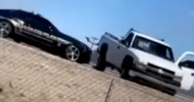 شرطى إسرائيلى يطلق النار على سيارة بعد هروبها من كمين قرب الناصرة.. فيديو