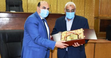 محافظ أسوان يكشف عن دعم مليون جنيه من وزارة الرياضة للنادى