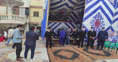 توافد المحامين على صناديق الاقتراع لانتخابات نقابة المحامين بدمياط 
