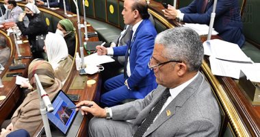 مجلس النواب يناقش فرض رسم 75 جنيها سنويا للملصق الإلكترونى