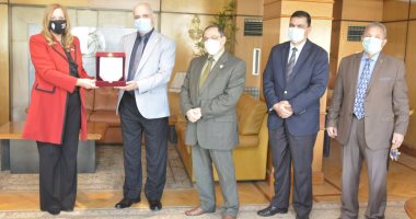 جامعة الفيوم تستضيف رئيس مجلس الأعمال الأفريقى.. صور