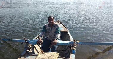 جبريل صياد ابن قنا يتطوع لانتشال جثث الغرقى منذ 13 عاما