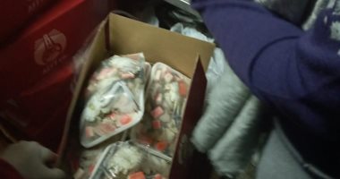 "صحة الغربية" تضبط أغذية يشتبه فى عدم صلاحيتها داخل سوبر ماركت شهير بالمحلة