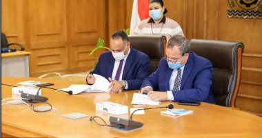 جامعة السويس توقع مذكرة تفاهم مع أكاديمية البحث العلمى