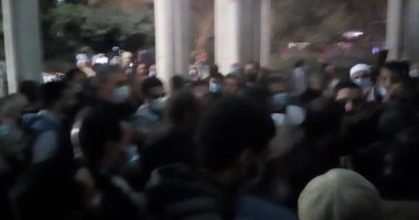 تشييع جثمان كرم زهدى رئيس شورى الجماعة الإسلامية المتورط بقتل السادات (فيديو)