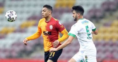 مصدر بالزمالك: فلوس مصطفى محمد خلصت قبل الحجز على الأرصدة