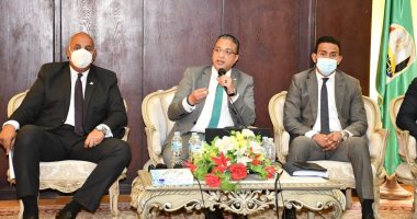 حياة كريمة بالفيوم = 10 مليارات جنيه.. المحافظ: مبادرة رئاسية هي الأقوى فى تاريخ مصر.. أحمد الأنصارى : تطوير قرى مركزى إطسا ويوسف الصديق بالخطة.. ويؤكد: غرفة عمليات مركزية لمتابعة تنفيذ الأعمال.. صور
