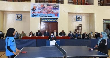 محافظ قنا يشهد نهائى بطولة جنوب الصعيد لتنس الطاولة رجال وسيدات.. صور