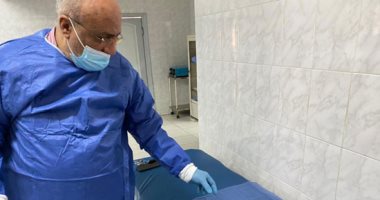 إزاى دخلوا بطنه.. 4 ساعات لاستخراج كوبايتين زجاج من بطن مريض بمستشفى المنصورة.. الأطباء: لا نعرف كيف وصلت لهذا المكان.. ويؤكدون: استقبلنا مريض يشتكى من ألم فى بطنه..وأجرينا فتحا بمنطقة الحوض لاستخراج الكوبايتين
