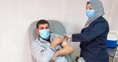 "صحة الغربية": استمرار تطعيم الأطقم الطبيبة بجرعات لقاح كورونا.. صور