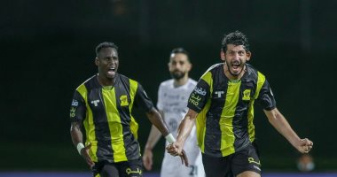 أحمد حجازي يقود الاتحاد لخطف تعادل قاتل من أنياب الأهلي في الدوري السعودي