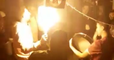 بالشماريخ والأعلام.. جماهير الأهلى بالشرقية تحتفل بالتتويج بالبرونزية.. صور