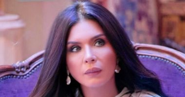 دينا بعد إصابتها بكورونا: جسمى متكسر وأشعر بالإرهاق الشديد