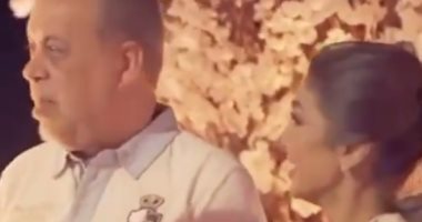 روجينا تتغزل فى أشرف زكى قبل عيد الحب بنظرة ورسالة