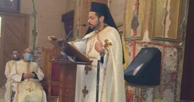 الأنبا باخوم يتفقد أعمال ترميم كنيسة قلب يسوع الكاثوليكية بمصر الجديدة